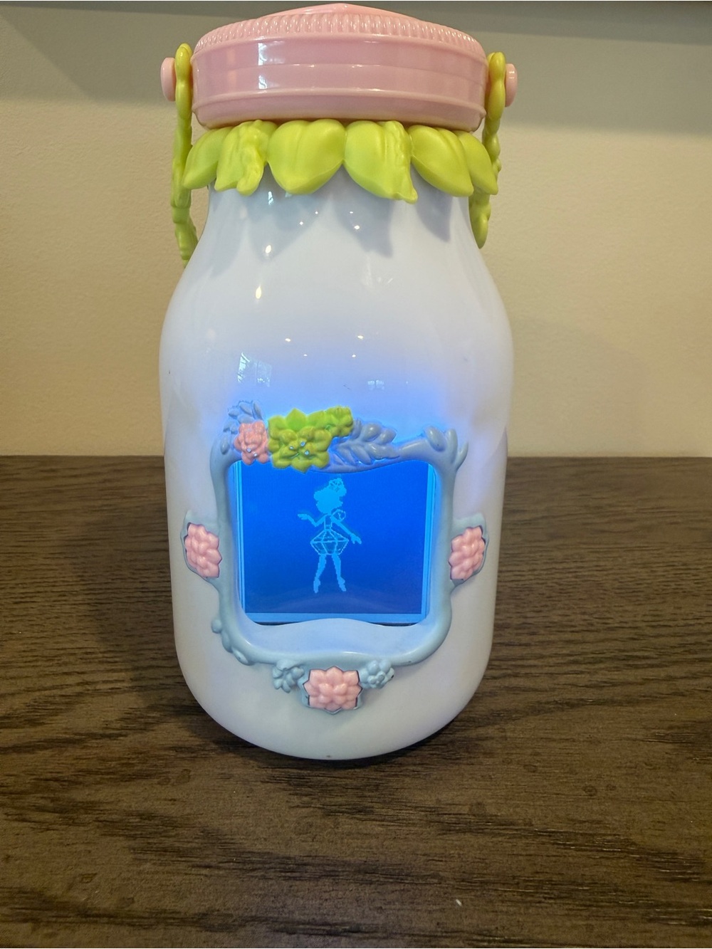 Got2Glow Fairy Finder - Electronic Fairy Jar Catches 30+ Virtual Fairies